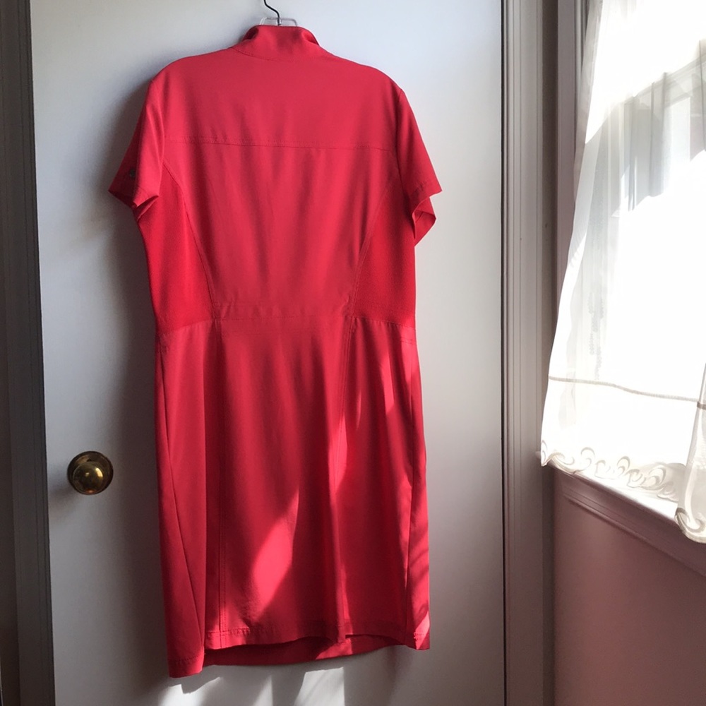 Chico’s Coral Shirt Dress Zip Front Utility Dress Easy care size 1.5 /M/10 Midi - Picture 10 of 11
